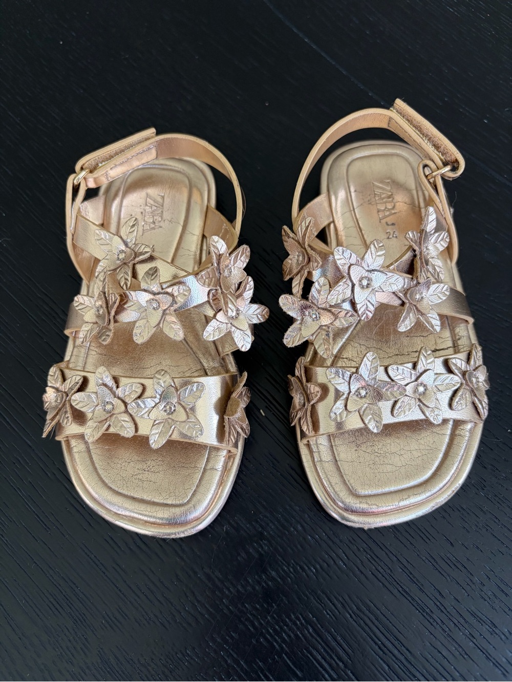 Girls' Floral Metallic Rose Gold Sandals